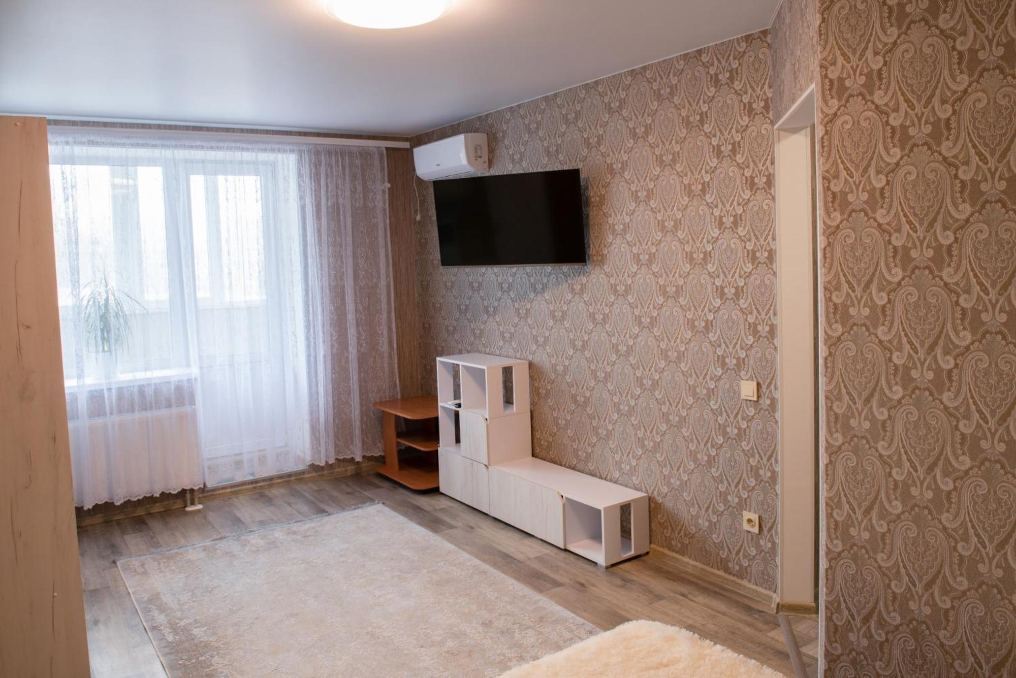 Академіка Корольова 20 1 Appartement Tsjerkasy Buitenkant foto